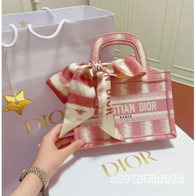 【日本二手】Dior 迪奧 S5475ZRIW 24 Book MINI Tote刺繡2021春夏新款 購物袋手提托特