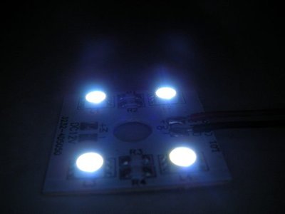 *創意改裝工作坊*4燈5050型三晶片白光LED-12V
