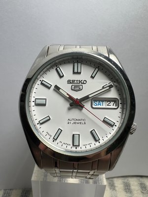 已售出【永大精品】SEIKO精工 5號盾牌 時尚簡約日期機械錶-白面 機芯：Cal.7S26 錶俓36mm 防水100米