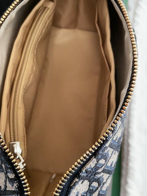 ~爆款熱賣 內膽包~適用迪奧Dior Nomad飯盒包內膽手拿包內袋化妝包便當包內襯尼龍輕