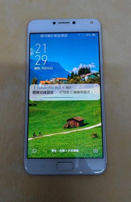 ASUS ZenFone 4 Max ZC554KL金色 5.5吋Android 8.1雙卡雙待 指紋辨識二手 外觀九成五新功能正常已過原廠保固期