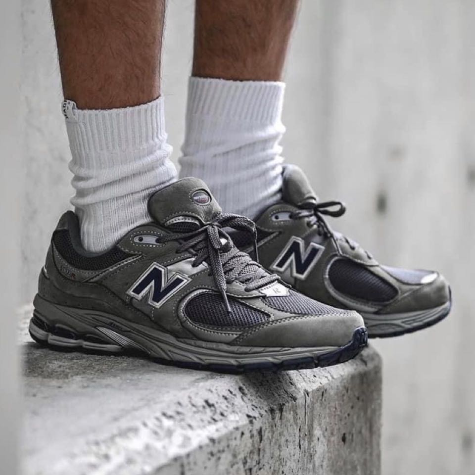 スニーカーnewbalance 2002RA 27cm 領収書付き　新品未使用品