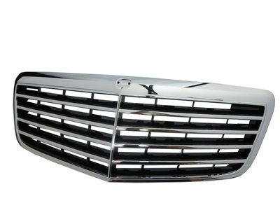 卡嗶車燈 Benz 賓士 E-CLASS W211/S211 07-09 9線款 水箱罩/水箱護罩 電鍍黑