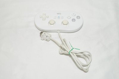 日本原廠 Wii 傳統手把