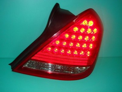 小傑車燈--全新NISSAN TEANA 04 05 06 07 08 LED紅白晶鑽尾燈DEPO製一顆1600元