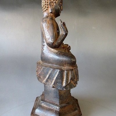 中国古董，古銅釋迦牟尼坐像，高11.5cm，重1100克，仏教美術 | www