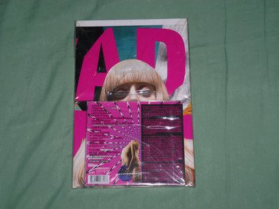 全新未拆-女神卡卡Lady Gaga-流行藝術ARTPOP精裝CD+DVD+海報-收錄iTUNES現場演唱會