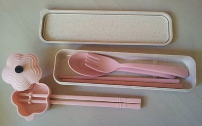全新 LE CREUSET 個人法式餐具筷子收納系列~贈送環保餐具組~99元起標~