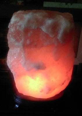 天然玫瑰鹽燈(重約40kg)