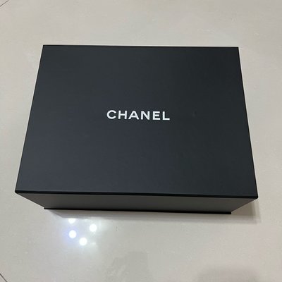 二手 Chanel 香奈兒 原廠磁扣掀蓋式包包盒子 紙盒 紙箱 boy coco 2.55