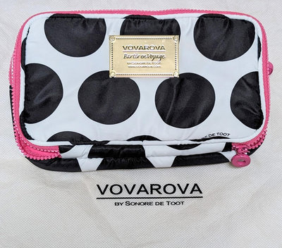 VOVAROVA 眼妝化妝包 眼妝包 化妝包 空氣包 波卡圓點 桃紅色 白底黑點