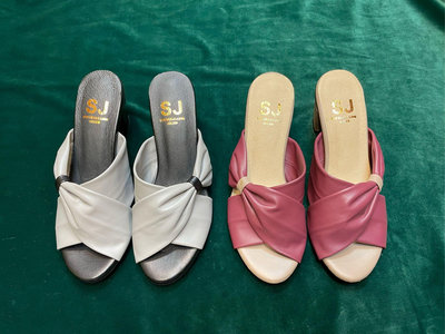 三輝皮鞋台灣製名品高級感柔軟羊皮扭結蝴蝶結粗跟中高跟拖鞋，灰色/紅色，零碼特價現貨MIT