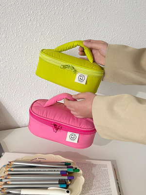 韓國簡約新款四季用手提化妝包女小眾輕便收納包外出便攜洗漱包盒