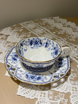 日本鳴海Narumi米蘭系列稀有鏤空骨瓷咖啡杯.紅茶杯
