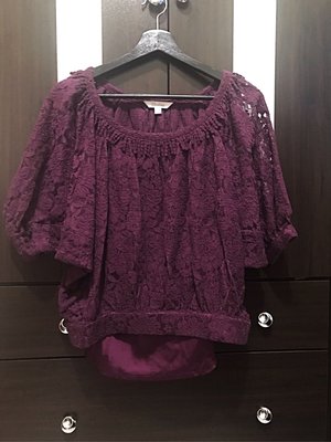 ［Hui 豬豬的窩］蕾絲飛鼠袖兩件式短上衣（深紫色）
