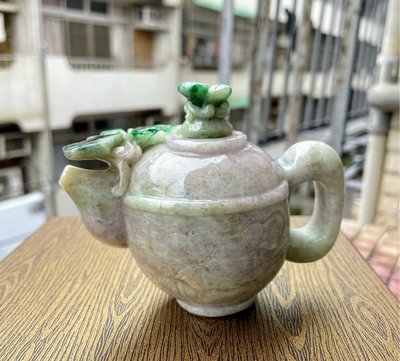 早期翡翠茶壺