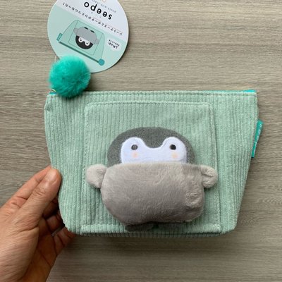 ￼❤Lika小舖❤現貨日本購入全新正版SEEPO濕紙巾化妝包/正能量企鵝