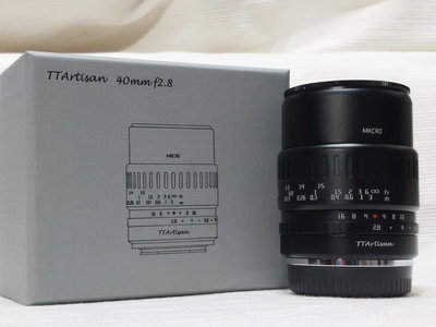 銘匠Ttartisan 40mm f2.8 富士X卡口定焦人像鏡兼微距鏡頭, 近新品.