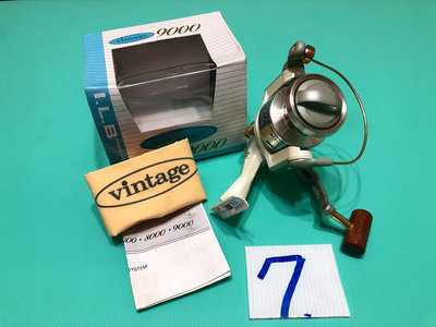采潔 日本 二手外匯精品釣具 I.L.B vintage 9000型 捲線器【富士輪 前打輪 前打竿】編號 G7