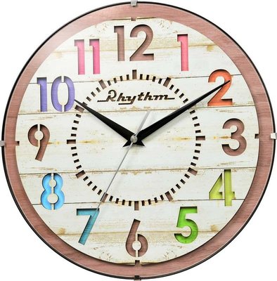 【神梭鐘錶】RHYTHM CLOCK 麗聲孩童最愛圓弧凸鏡面原木木刻繽紛彩色數字刻劃掛鐘 型號：CMG778NR07