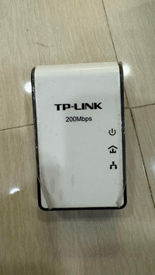 二手近全新 P-LINK TL-PA211KIT 迷你電力線網路橋接器 一顆