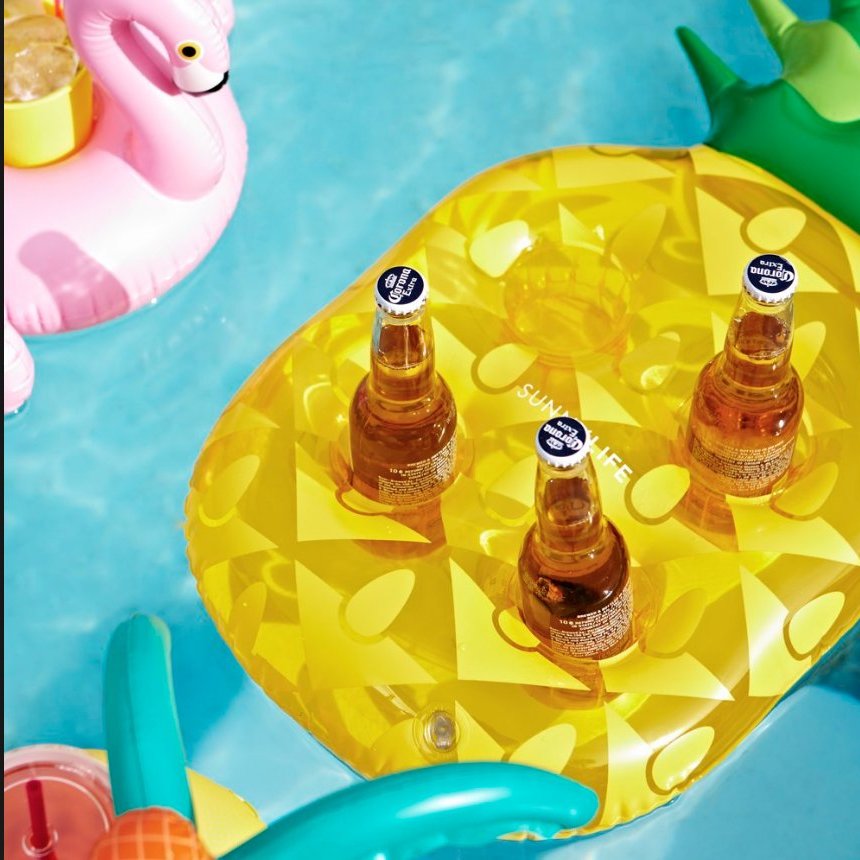 SUNNYLIFE Inflatable Drink Holder Pineapple 