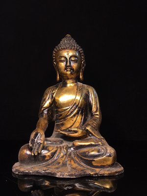 大明永樂年施，純銅釋迦牟尼佛像，寬20cm高31cm厚14cm，重2.9公斤，35080R