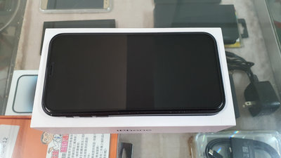 Apple iPhone XR 128G (黑色)~5800元
