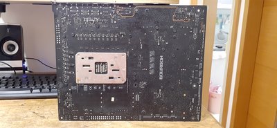 華碩ROG CROSSHAIR X670E HERO電腦主板支持CPU AMD AM5處理器 品相如圖