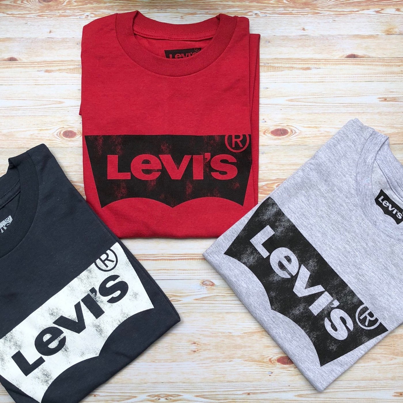 j4 levis