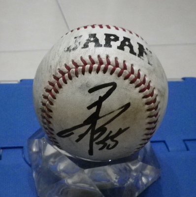 棒球天地--5折賠錢出--世界12強 西武 秋山翔吾 簽名最新版日本國家隊練習球.空運來台..只有1顆