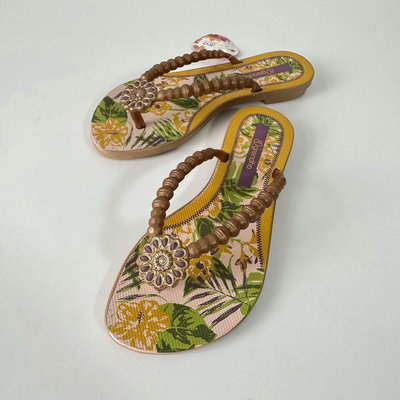 《現貨》Grendha 女生 拖鞋 巴西尺寸33/34（可愛串珠 夾腳拖鞋－黃色）