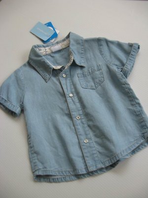 快意豪兒╭ ☆ 麗嬰房專櫃 全新＄1080 淺藍涼爽舒適天絲棉 上衣/襯衫～24M、 兩歲