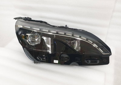 正廠VALEO 法國製 PEUGEOT 3008 GT 5008 原廠 LED 大燈 2016-19 P84 頭燈