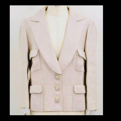 真品很美仙仙的Chloe 春春秋白色大氣 西裝外套 百搭原價11萬 值得投資的好衣服