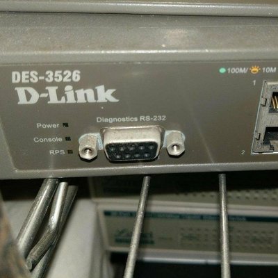 152（3C）D-Link DES-3526 Switch 交換器 功能正常 路由器 分享器 網管 品相如圖（）