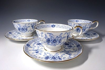 日本製[ 日本帶回現貨 ]~日本製名瓷~鳴海NARUMI骨瓷MIRANO系列~茶杯咖啡杯組1杯1盤