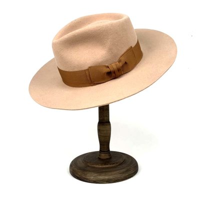☆Yango Wu☆ 紳士帽-大帽沿基本款-8cm 平帽沿系列 駝色 Fedora 編號:008510