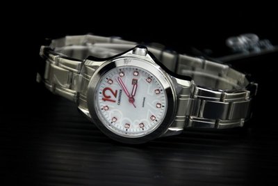 台灣品牌Camonder防水石英錶,日本製石英機心藍寶石水晶錶鏡三點位日期視窗 水晶鑽刻度