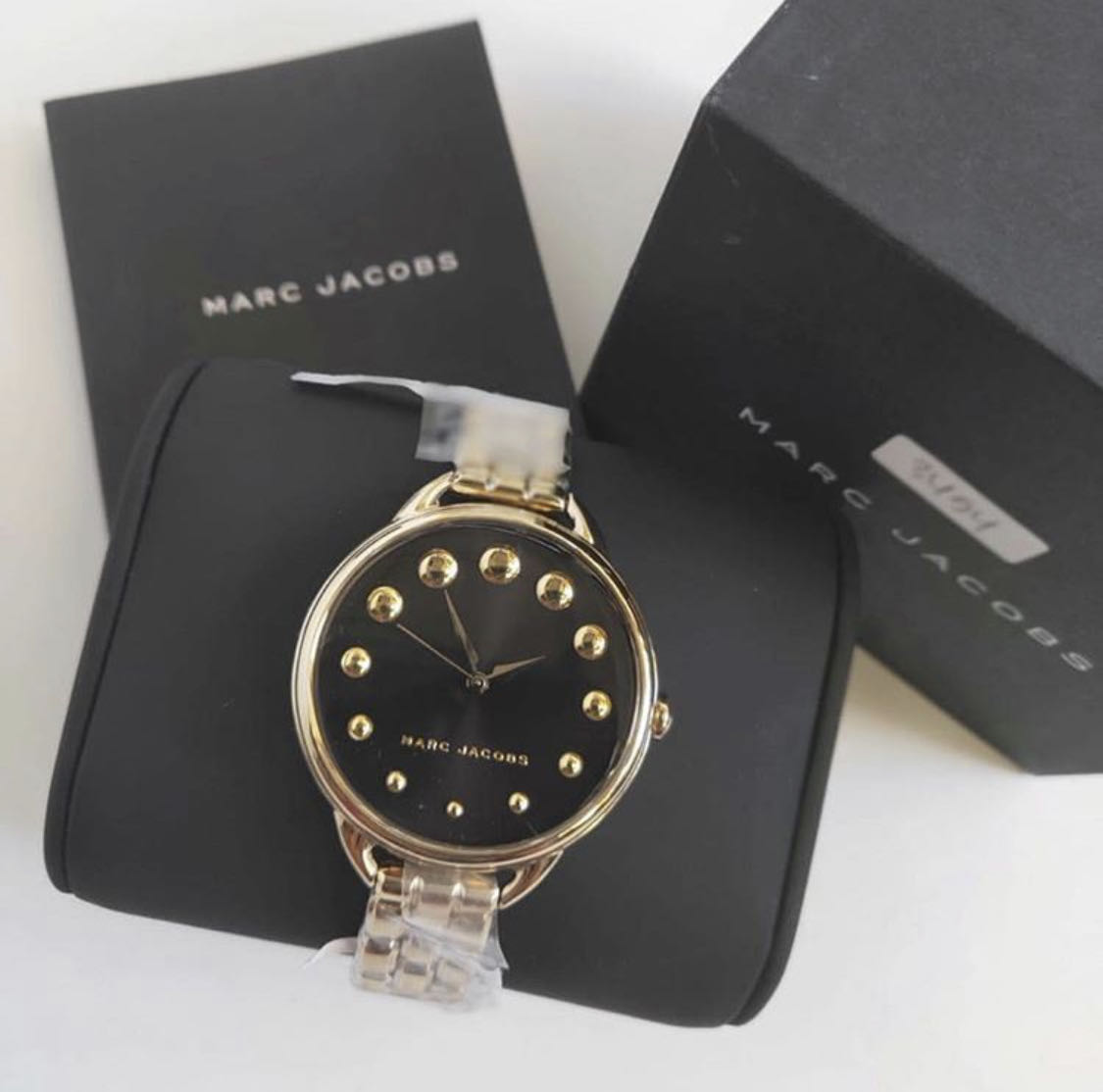 MARC BY MARC JACOBS Betty 黑色錶盤金色不鏽鋼錶帶石英女士手錶MJ3494