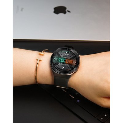 22MM 錶帶 適用於華為 Watch GT2e手錶錶帶 華為GT2E矽膠腕帶 素色運動手錶替換錶帶 防水 透氣腕帶
