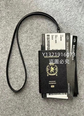 全新正品巴黎世家護照包balenciaga護照夾證件包斜挎包－【招財貓】