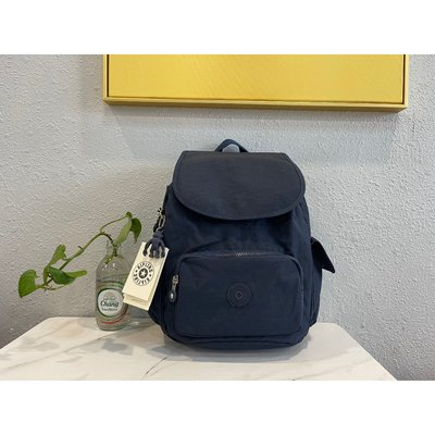 全新 Kipling 猴子包 CITY PACK 中號 K15635 深藍色 翻蓋休閒旅遊包雙肩背包 後背包 書包