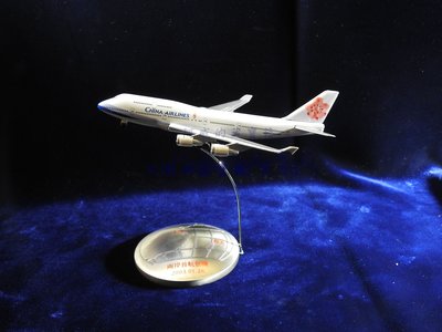 ＊阿威的藏寶箱【飛機  兩岸首航包機 中華航空Boeing 747-400 模型  2003年 附原裝盒 品相優值得收藏