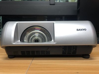 【手機寶藏點】三洋 SANYO PLC-WL2500 超短焦鏡頭 支援HDMI 二手良品 賣場多台投影機 歡迎參考