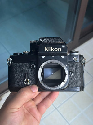 尼康nikon F2專業級眼腰平取景膠片相機，品相說實話一般