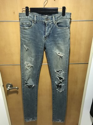 SAINT LAURENT Skinny-Fit Distressed Denim Jeans 經典破壞加工水洗牛仔褲