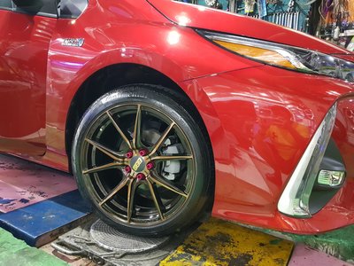 TOYOTA 電動車 Prius  油電混合 PHV 17吋鍛造鋁圈  215/45/17 日本胎 PHV輕量化正品