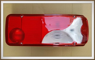 【帝益汽材】SCANIA 新凱 欣凱 380 五期車 2013年後 後燈 尾燈《另有賣大燈、霧燈、晴雨窗、保桿彎角》