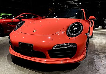 2016  Porsche turbo S  （已收訂）